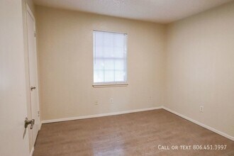 2912 Kirby Ave in Lubbock, TX - Building Photo - Building Photo