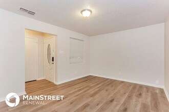 328 Bennett Cir in Desoto, TX - Building Photo - Building Photo