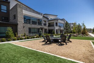 67 Caballada St in Reno, NV - Building Photo