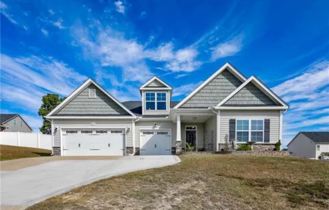251 Samuel Nicholas Dr in Cameron, NC - Building Photo