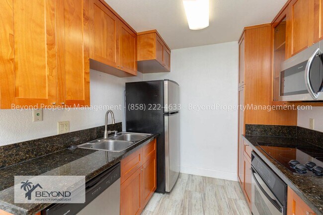 property at 3128 Via Alicante