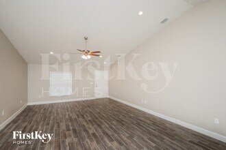 918 Armstrong Rd SE in Palm Bay, FL - Building Photo - Building Photo