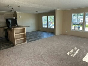 49580 Linden St in Plymouth, MI - Building Photo - Building Photo