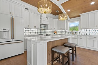 202 NE 2nd Ave in Crystal River, FL - Building Photo - Building Photo