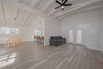 492 Trinity Rd in Dayton, TX - Building Photo - Building Photo