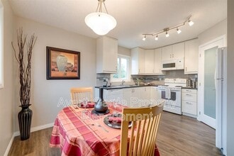 13135-13160 60 St NW in Edmonton, AB - Building Photo - Building Photo