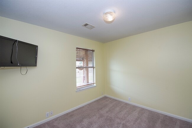 2753 Foster Hill Dr in Houston, TX - Building Photo - Building Photo
