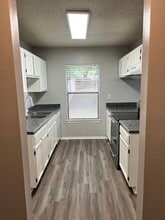 9713 Village Briar in San Antonio, TX - Building Photo - Building Photo