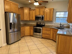 503 Woodland Park Dr in Marble Falls, TX - Building Photo - Building Photo