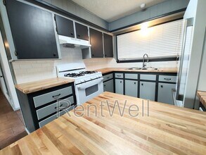 3016 1st St in Lubbock, TX - Building Photo - Building Photo