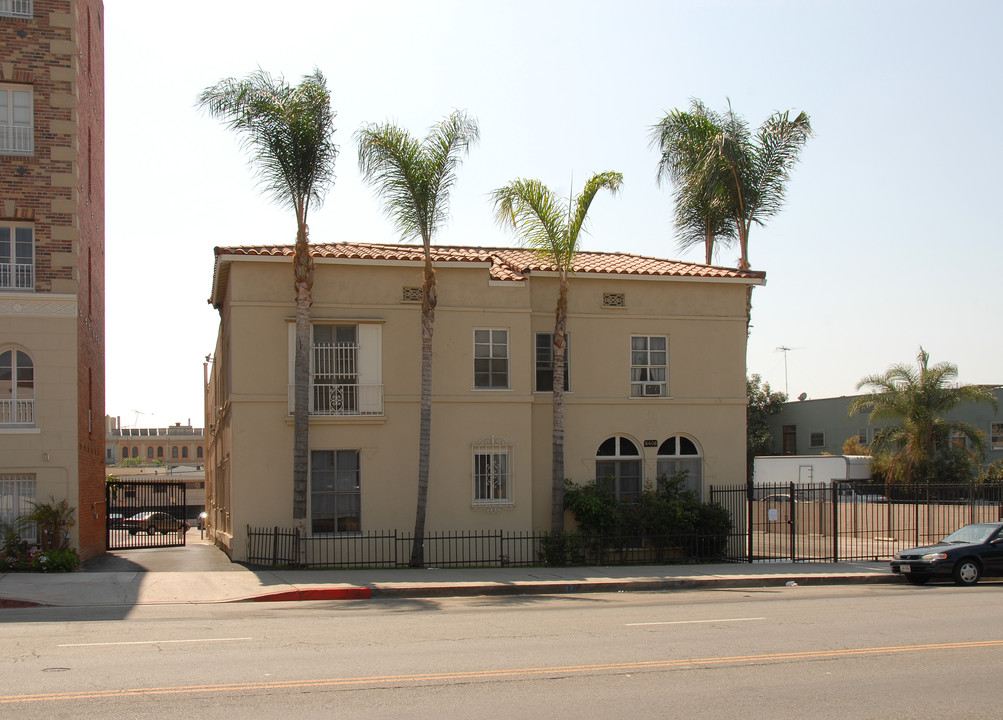 The Franklin in Los Angeles, CA - Building Photo