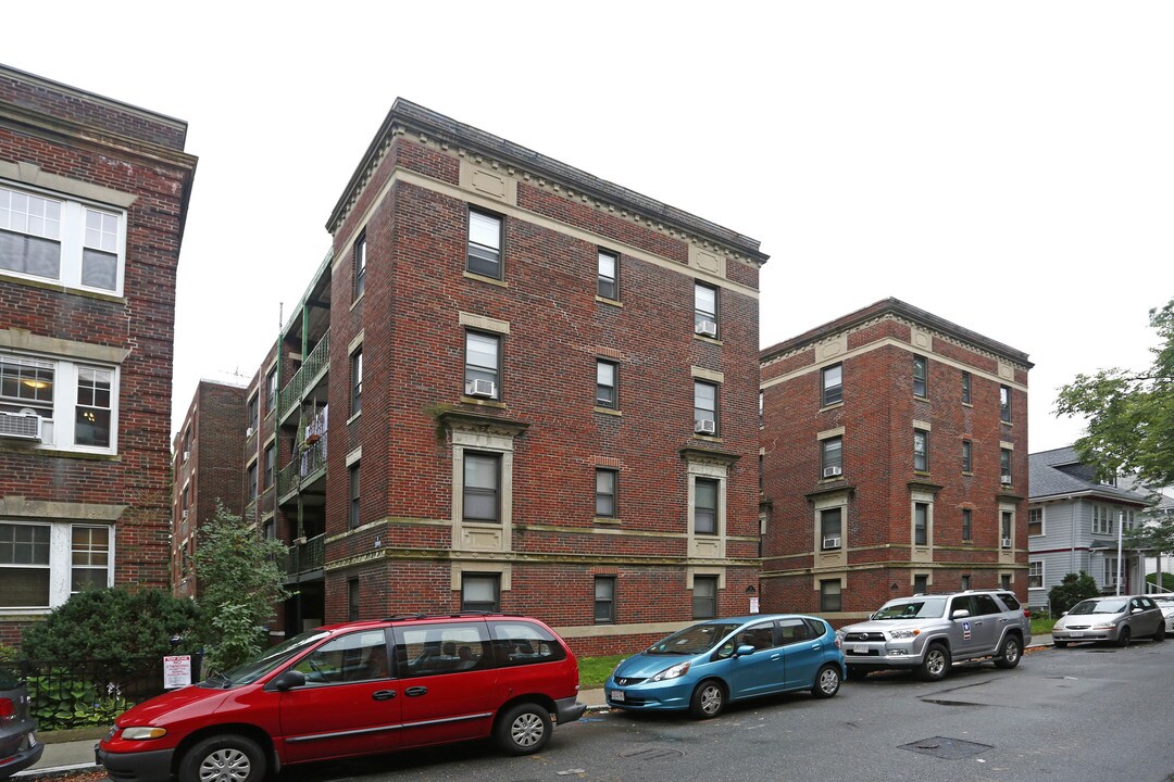 14-16 Lakeville Rd in Jamaica Plain, MA - Foto de edificio