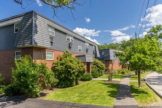 Green Hill Park Apartments Worcester in Worcester, MA - Building Photo - Building Photo