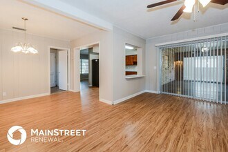 2517 Chapel Way in Tampa, FL - Building Photo - Building Photo