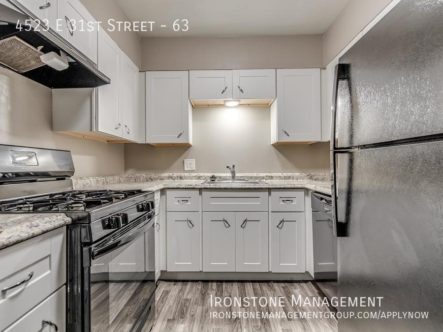 4523 E 31st St, Unit 63 in Tulsa, OK - Building Photo