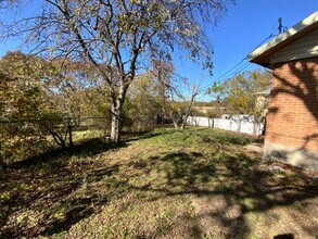 1811 Berwick Ave in Dallas, TX - Building Photo - Building Photo