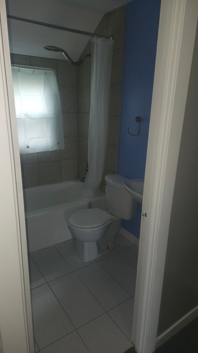 175 Pullman Ave, Unit 175 pullman ave. in Town Of Tonawanda, NY - Building Photo - Building Photo
