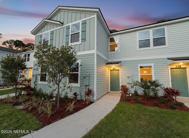 property at 135 Palmetto Rdg Rd