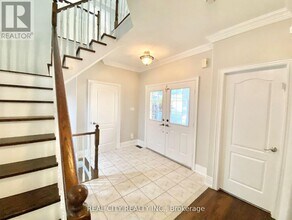 830 Old Derry Rd in Mississauga, ON - Building Photo - Building Photo