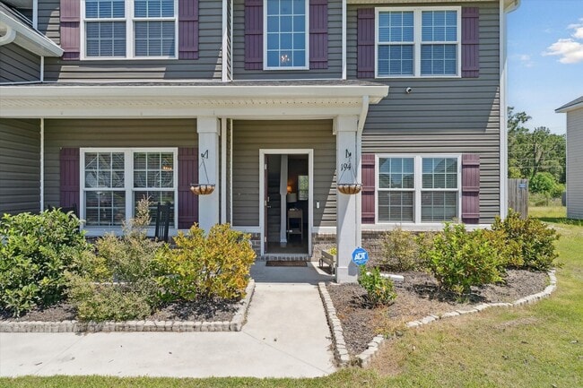 194 Sawmill Rd in Hinesville, GA - Building Photo - Building Photo