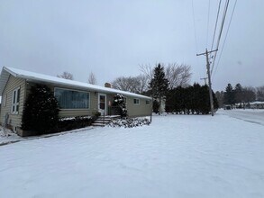 1200 Cedar St in Merrill, WI - Building Photo - Building Photo
