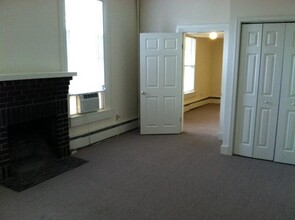 312 Gay St, Unit 2 in Salisbury, MD - Foto de edificio - Building Photo