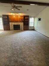 3201 SW 93rd St in Oklahoma City, OK - Building Photo - Building Photo