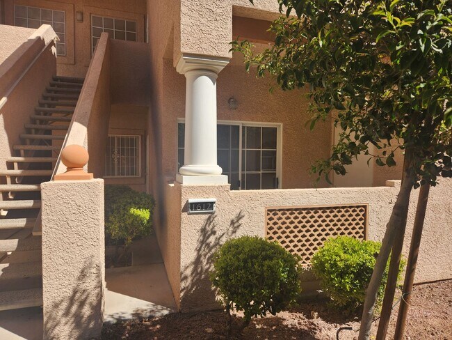2925 Wigwam Pkwy in Henderson, NV - Building Photo - Building Photo
