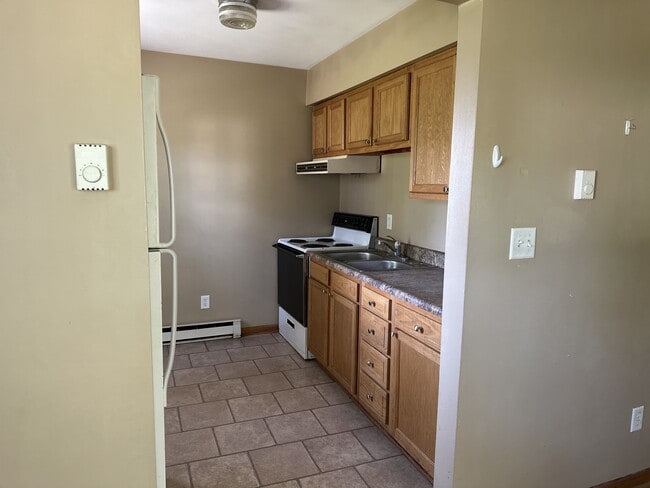 1688 Tabortown St in Terre Haute, IN - Building Photo - Building Photo