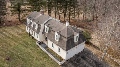 847 Little City Rd in Haddam, CT - Foto de edificio - Building Photo