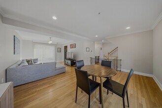 1707 Summer St in Stamford, CT - Building Photo - Building Photo