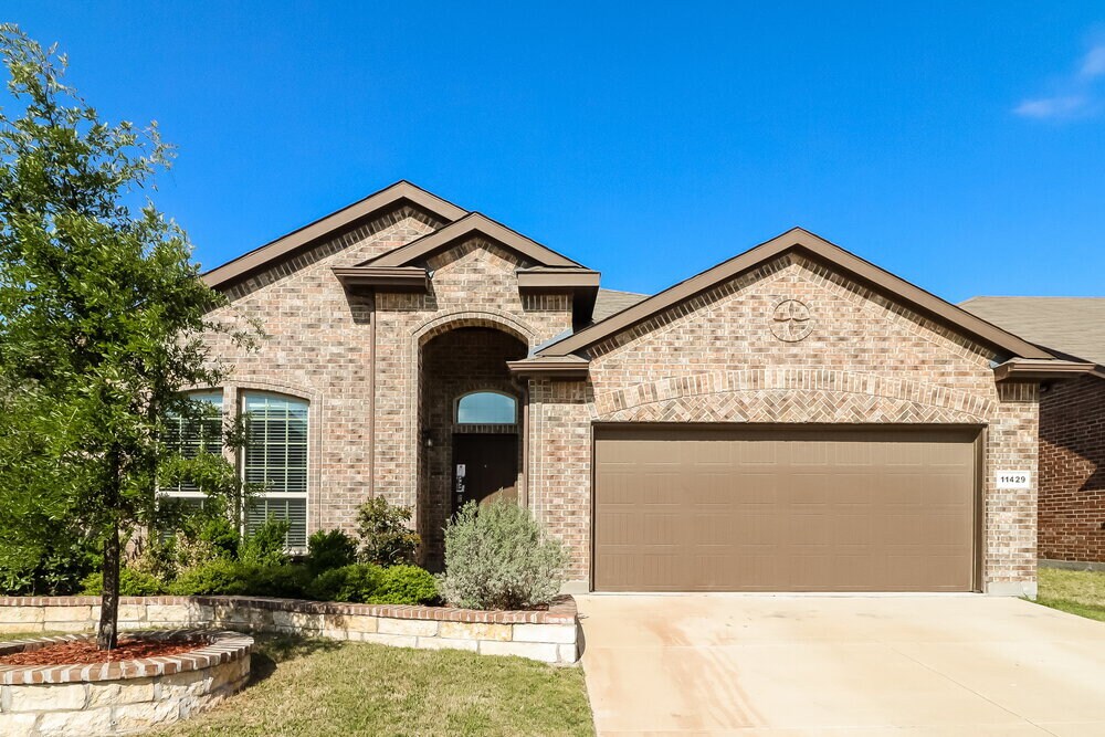 11429 Dorado Vis in Haslet, TX - Building Photo