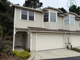 9 Glen Lake Dr in Pacific Grove, CA - Building Photo