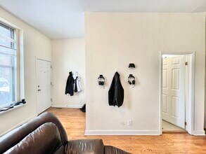 1629 S Throop St in Chicago, IL - Building Photo - Building Photo