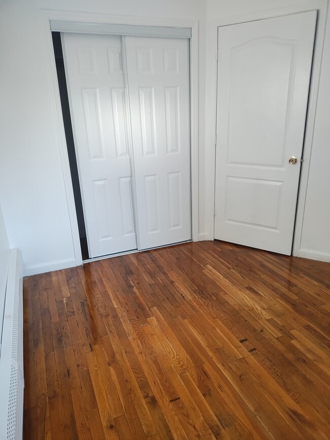 18938 113th Rd, Unit 1 in Saint Albans, NY - Building Photo - Building Photo