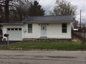 203 Wendell St in Muldraugh, KY - Building Photo