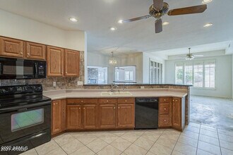 15185 W Vía Manana in Sun City West, AZ - Building Photo - Building Photo