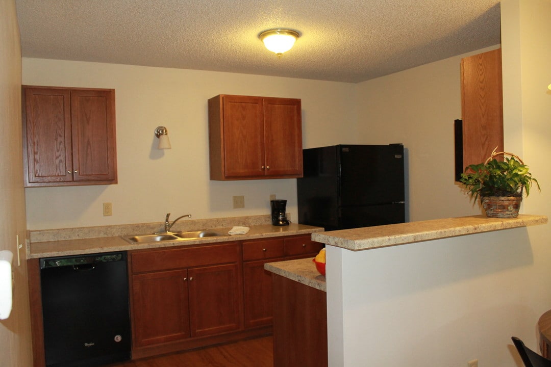 1318 SW Buchanan St in Topeka, KS - Building Photo