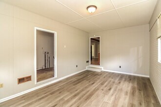 1119 Meadow Ln in Gardendale, AL - Foto de edificio - Building Photo