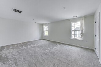 13771 Soaring Wing Ln in Silver Spring, MD - Building Photo - Building Photo