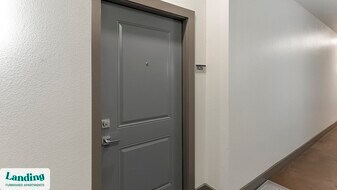 15777 Quorum Dr in Addison, TX - Building Photo