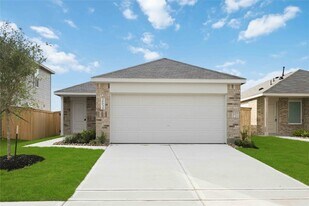 20034 White Dove Dr in Crosby, TX - Building Photo
