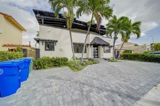 1721 SW 11th Terrace in Miami, FL - Building Photo - Building Photo