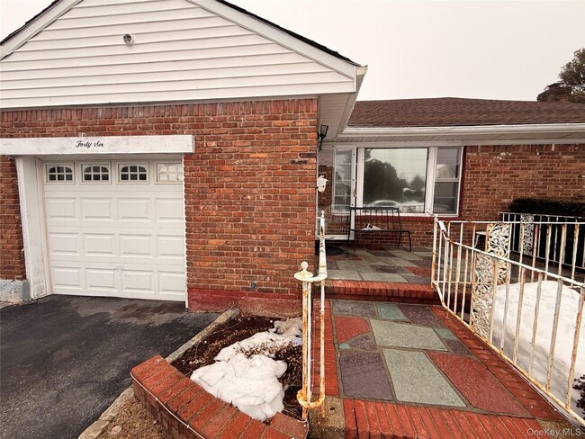 property at 46 Elmira St