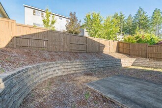 9745 SW 171st Ave in Beaverton, OR - Building Photo - Building Photo