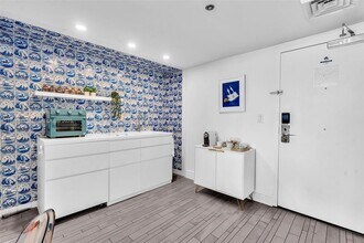 1100 West Ave in Miami Beach, FL - Building Photo - Building Photo