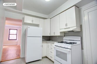 785 W End Ave in New York, NY - Building Photo - Building Photo