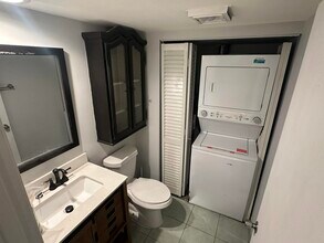 417 4th Ln in Palm Beach Gardens, FL - Building Photo - Building Photo