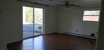 2111 Lusters Gate Rd, Unit B in Blacksburg, VA - Building Photo