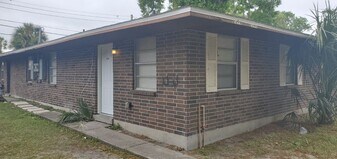 2578 Chestnut Woods Dr in Lakeland, FL - Building Photo